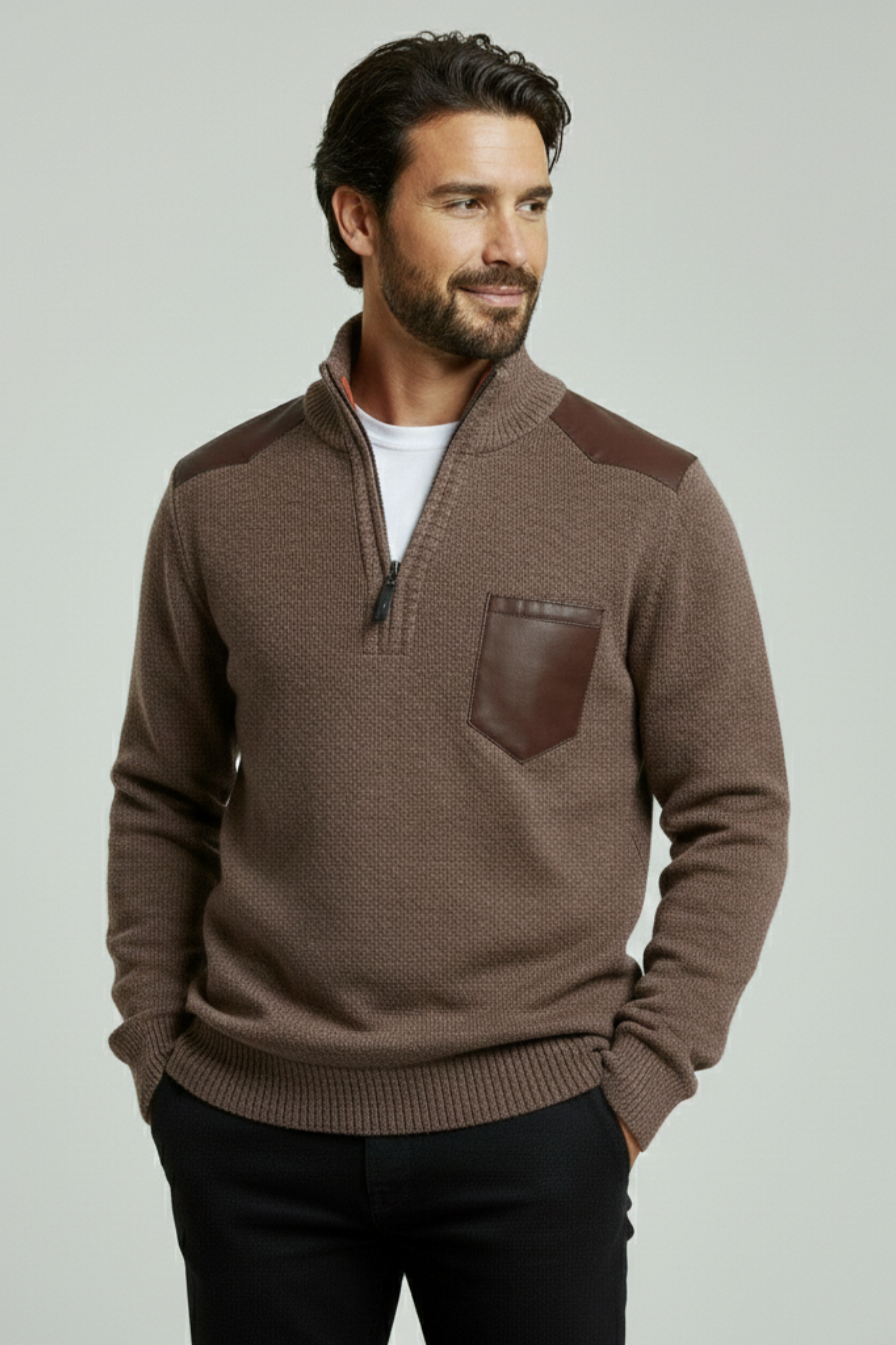 Jersey de hombre con cuello alto y cierre corto