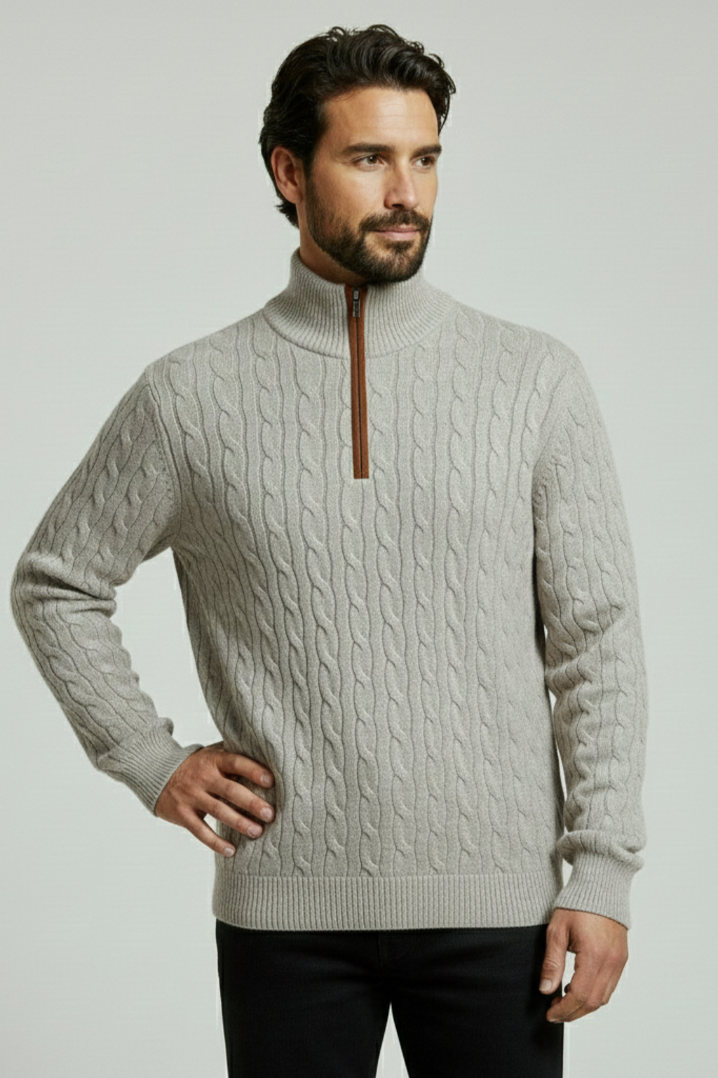 Jersey de hombre con cuello alto y cierre corto